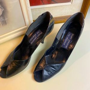 Stuart Weitzman Vintage Pumps